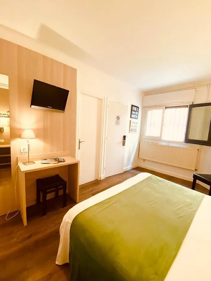 Hotel Carbonell Llança