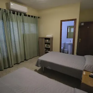 Affittacamere Pensio Fluvia, Báscara