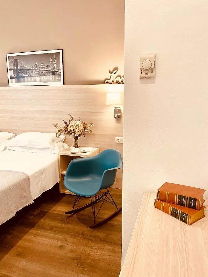 Hotel Carbonell Llança